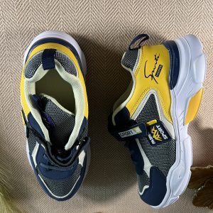 Light weight Trainers Fashion Sport size38