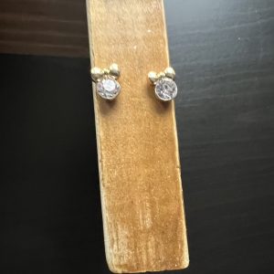 Gold plated bow with gemstone stud earrings