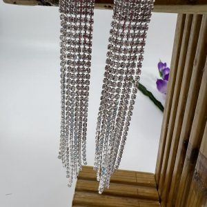 Rhinestone silver plated dangle drop vintage style earrings