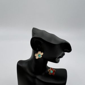 Flower shaped stud earrings