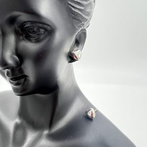 Stud earrings heart shaped