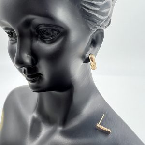 Ingot shaped stud earrings