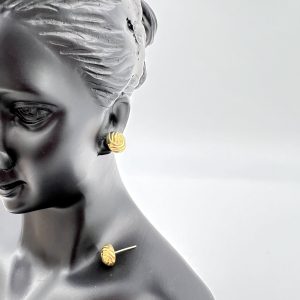 Knot style earrings