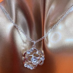 9 inch necklace floral pendant with gemstones colour silver