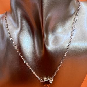 8 inch link chain with pendant star design