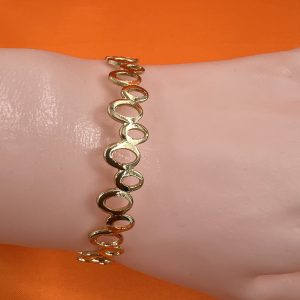 Bangle with design
