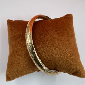 Bangle with decorative design