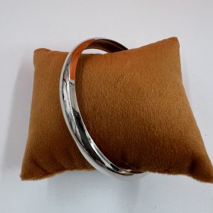 Mirror shine bangle