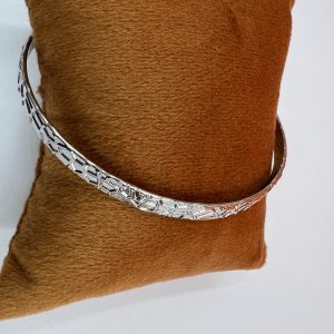 Bangle with crazy pave design