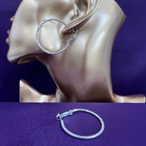 Hoop earrings medium with decorative design