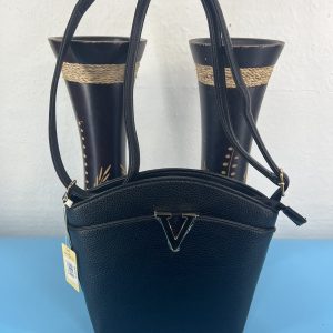 Black shoulder bag