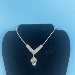 Classic design v shape necklace