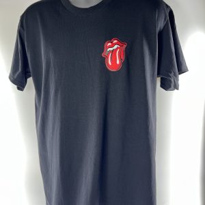 Black T-shirt with design size large