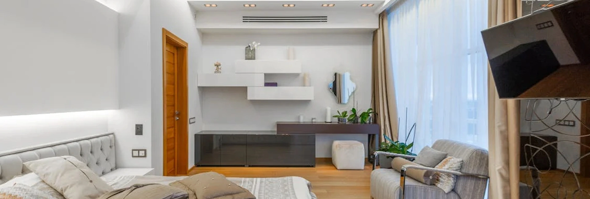 L Cristea Building Limited