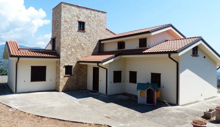 Domestic and Commercial Building Work