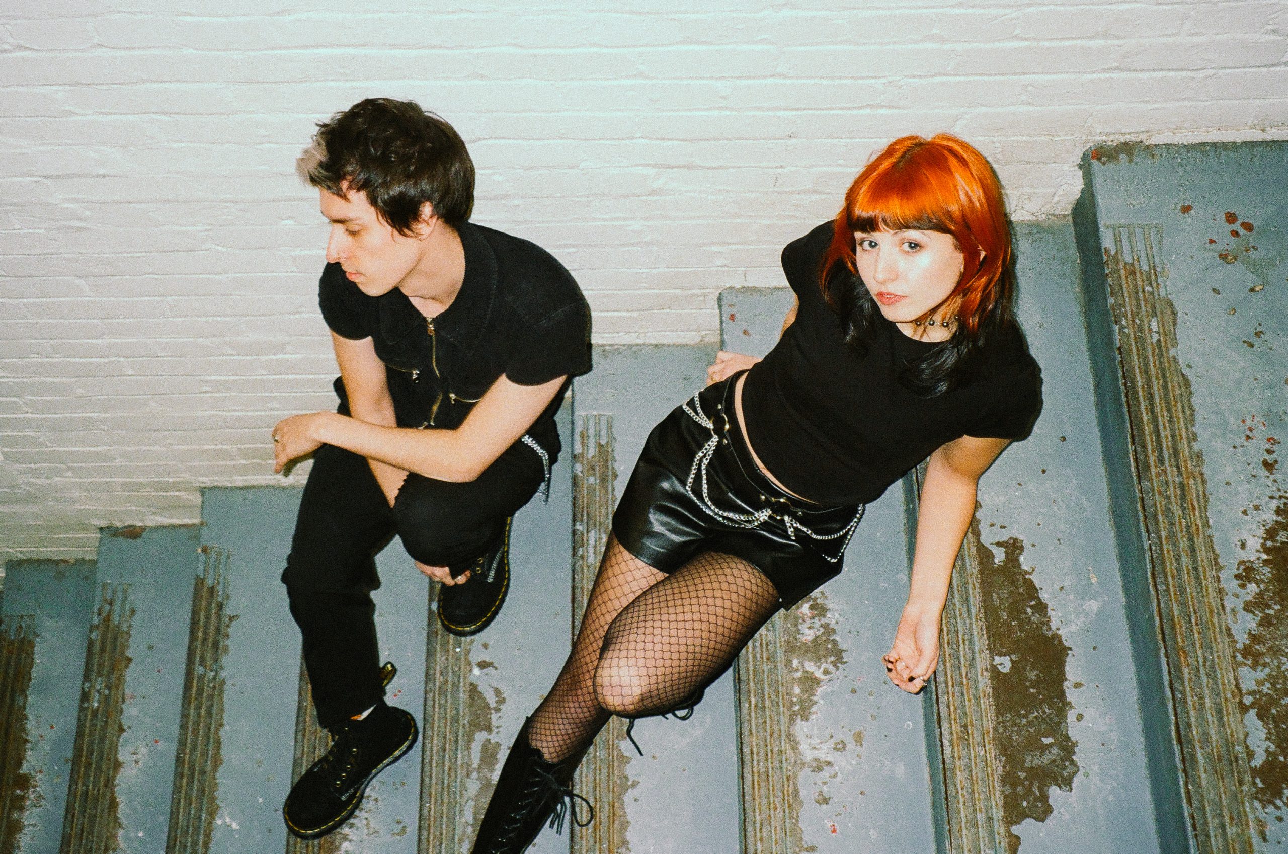 NEWS:  sundayclub release new single ‘Blue Wave’ ahead of debut album